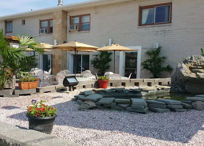 The Amethyst Beach Motel